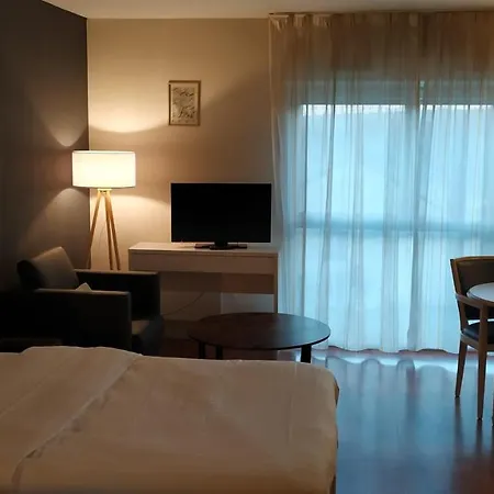 公寓式酒店 Carouge