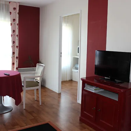 Carouge Aparthotel Brétigny-sur-Orge