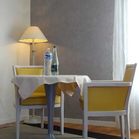 Carouge 3* Бретиньи-сюр-Орг