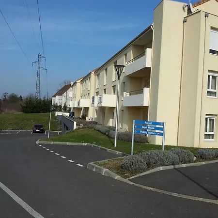 아파트호텔 Carouge